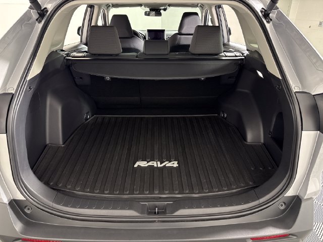 Certified 2024 Toyota RAV4 XLE w/ Convenience Package AWD/4WD image 40