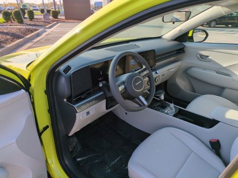 New 2026 Hyundai Kona SE FWD image 15