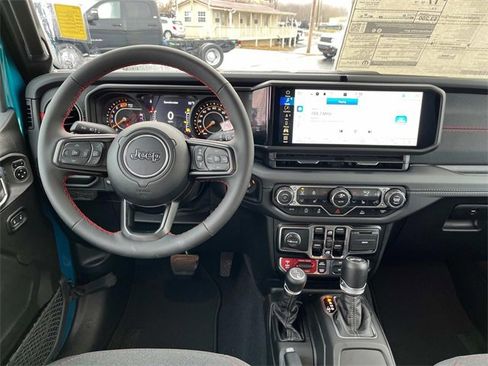 New 2024 Jeep Wrangler Unlimited Rubicon w/ Technology Group image 11