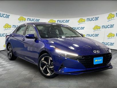 Used 2023 Hyundai Elantra SEL w/ Convenience Package