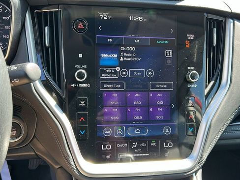 Certified 2022 Subaru Outback Limited image 15