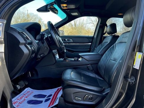 Used 2017 Ford Explorer Platinum image 13