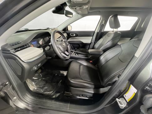 Used 2022 Jeep Compass Limited w/ Sun and Sound Group AWD/4WD image 19