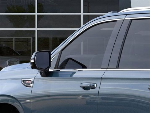 New 2026 GMC Yukon Denali w/ Denali Reserve Package image 12