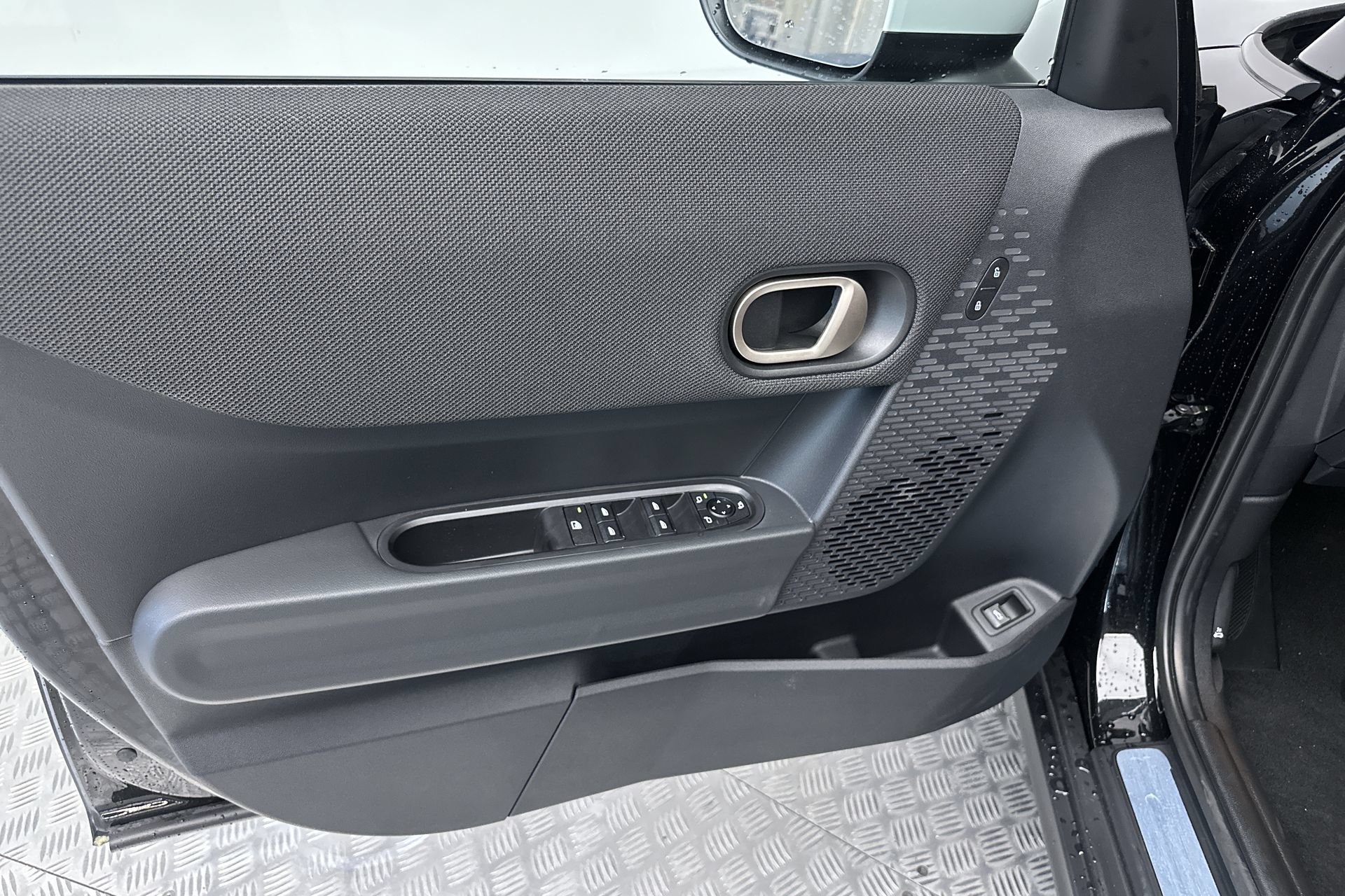 Used 2027 MINI Cooper S FWD image 16