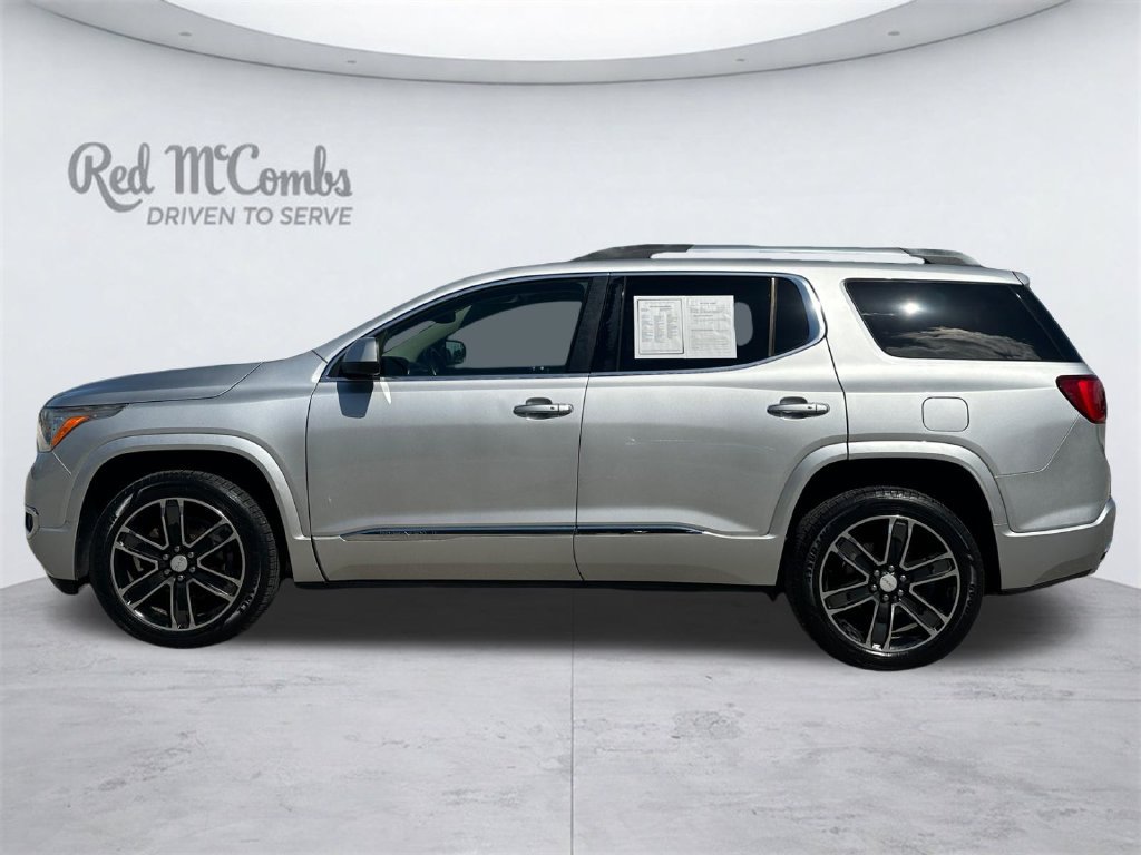 Used 2019 GMC Acadia Denali w/ Technology Package FWD image 8