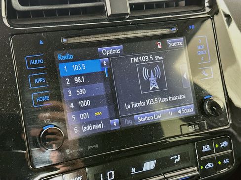 Used 2017 Toyota Prius Three w/ Carpet Mat Package FWD image 19