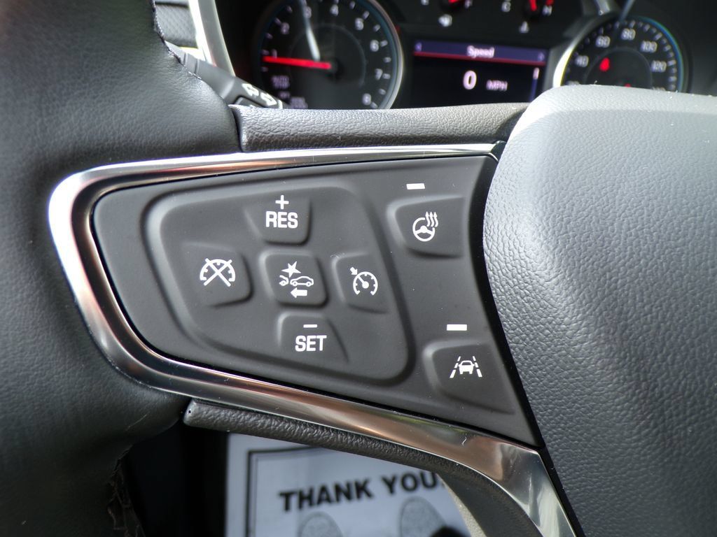 Used 2024 Chevrolet Equinox Premier AWD/4WD image 30