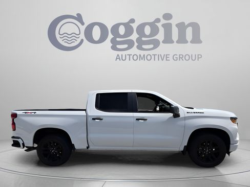 Certified 2024 Chevrolet Silverado 1500 Custom w/ Turbomax Blackout Package AWD/4WD image 6