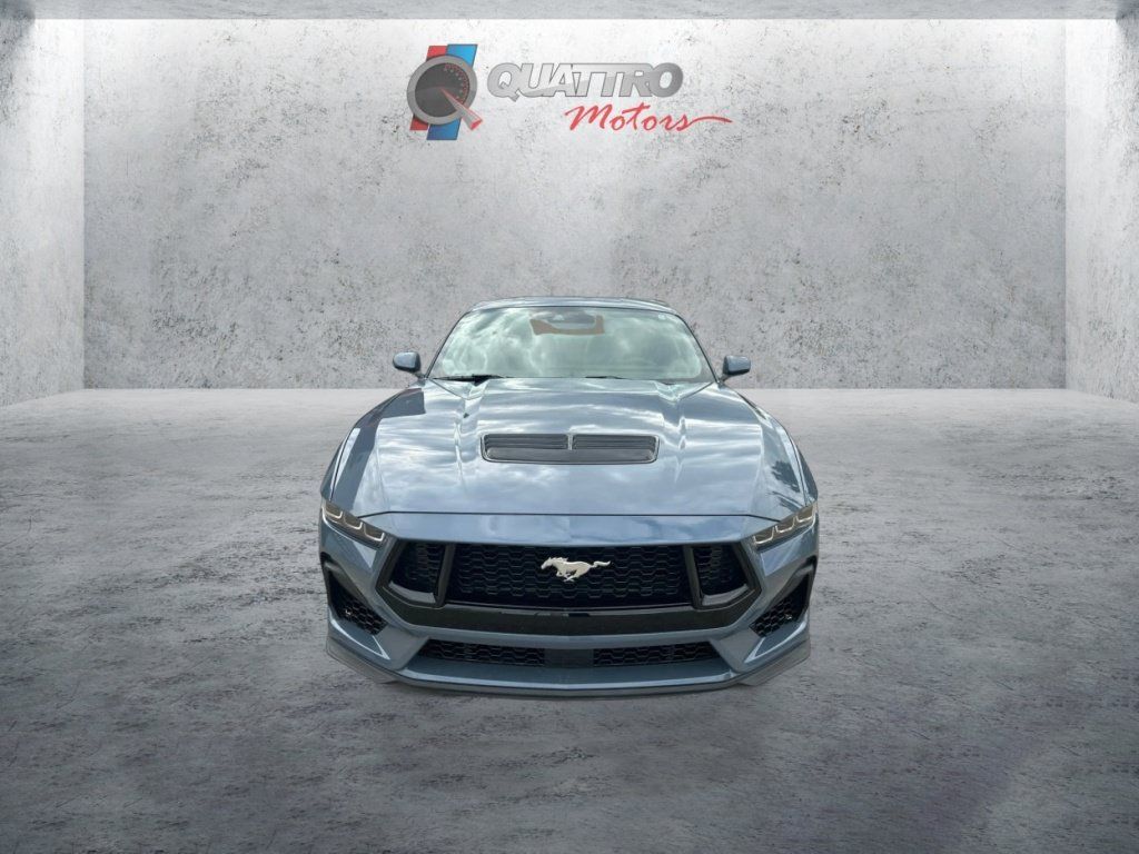 Used 2025 Ford Mustang GT Premium RWD image 9