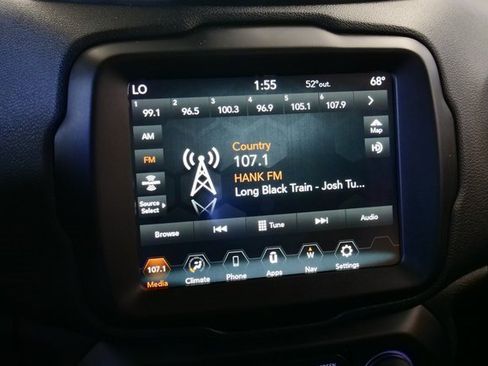 Used 2023 Jeep Renegade Latitude image 19