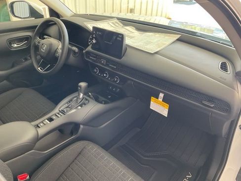 New 2026 Honda HR-V LX image 21