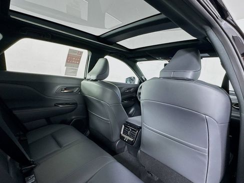 New 2026 Toyota Crown Signia image 26