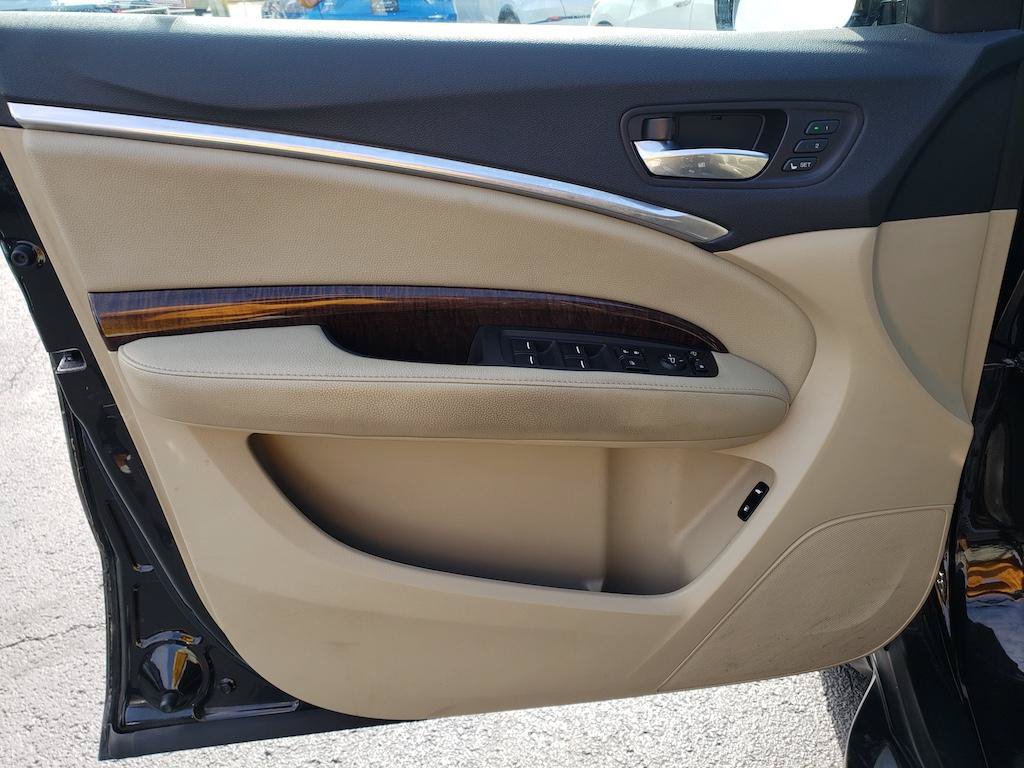 Used 2017 Acura MDX w/ Tech & Entertainment Pkg AWD/4WD image 19
