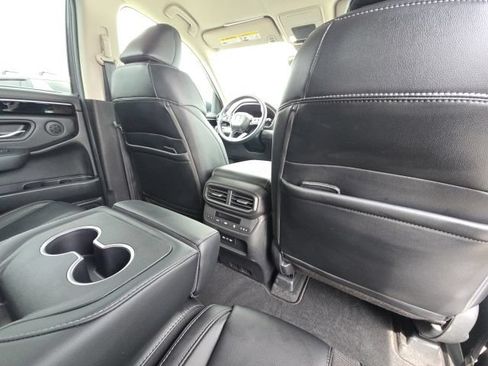 Used 2024 Honda Pilot EX-L image 17