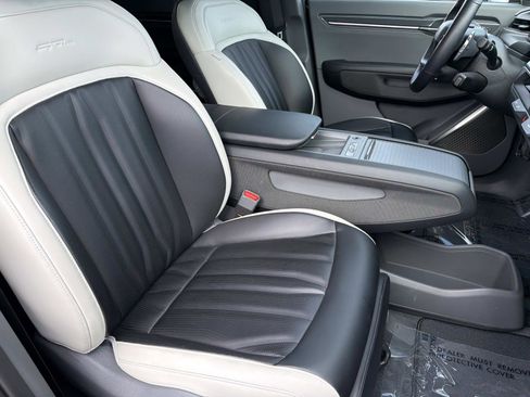 Used 2025 Kia EV9 GT-Line image 26