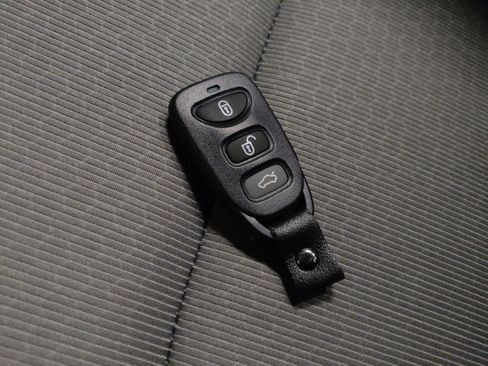 Used 2018 Hyundai Elantra SEL image 32