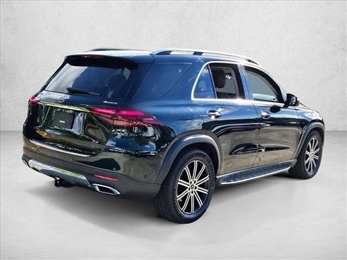 Used 2024 Mercedes-Benz GLE 450 4MATIC image 5