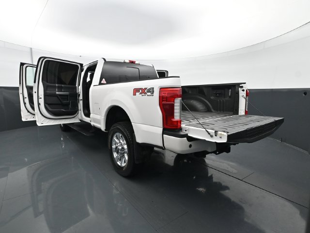 Used 2019 Ford F350 Platinum w/ Platinum Ultimate Package AWD/4WD image 34