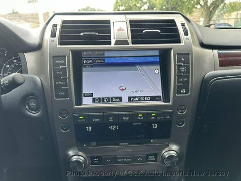 Used 2016 Lexus GX 460 w/ Premium Package AWD/4WD image 37