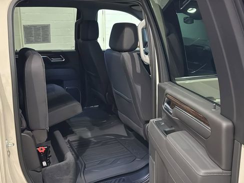 Used 2026 GMC Sierra 3500 SLE w/ SLE Value Package image 16