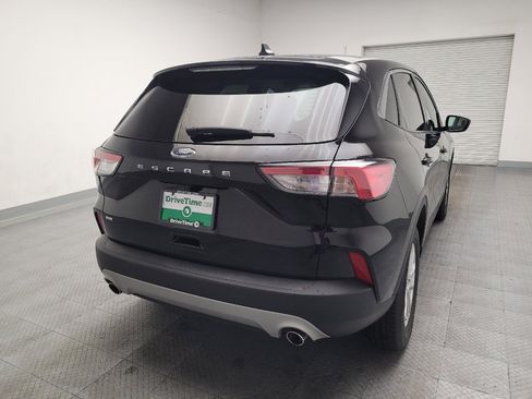 Used 2022 Ford Escape SE FWD image 7