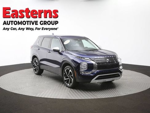 Used 2023 Mitsubishi Outlander SE AWD/4WD image 50