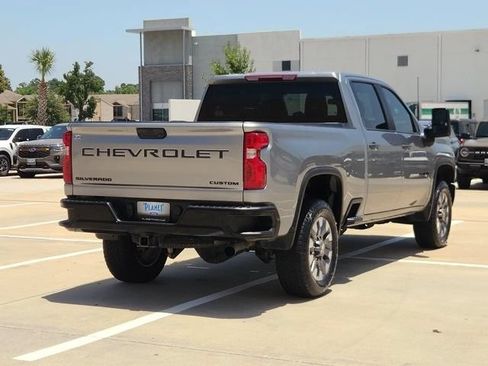 Used 2024 Chevrolet Silverado 2500 Custom w/ Custom Value Package AWD/4WD image 5