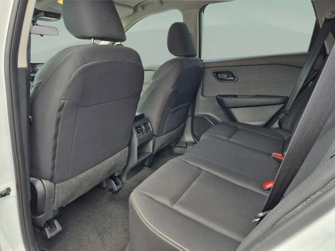 Certified 2023 Nissan Rogue S FWD image 17
