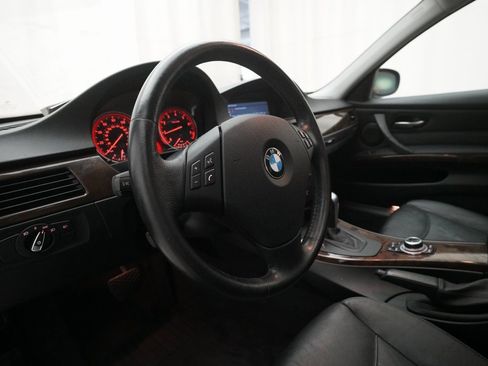 Used 2009 BMW 328i xDrive Sedan image 8