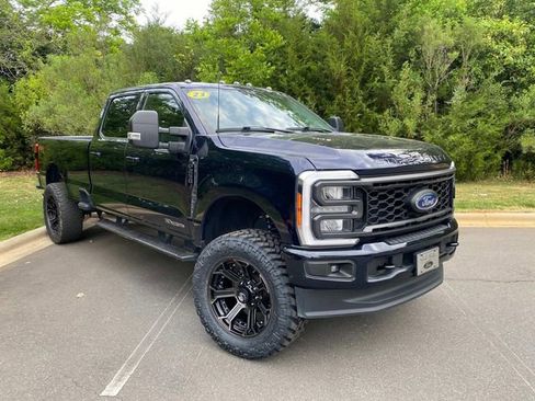 Used 2023 Ford F250 XLT w/ XLT Premium Package AWD/4WD image 1