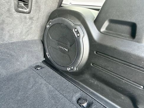 Used 2022 Jeep Wrangler Unlimited Sahara w/ Cold Weather Group image 31