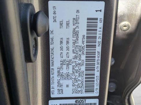 Used 2019 Toyota Tacoma TRD Off-Road image 25