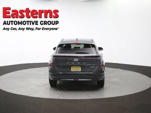 Used 2024 Hyundai Kona SEL FWD image 35