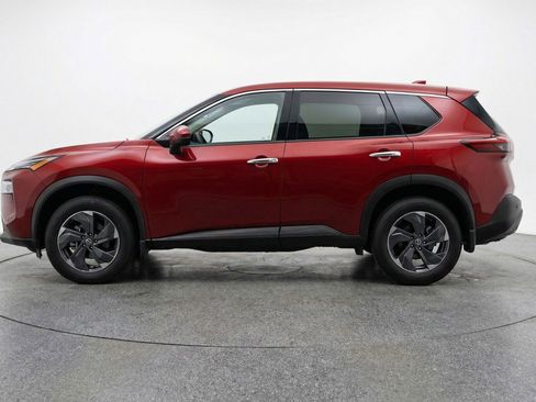 Used 2025 Nissan Rogue SV AWD/4WD image 5