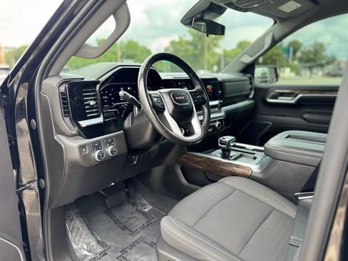Used 2022 GMC Sierra 1500 Elevation w/ LPO, Elevation Black Package AWD/4WD image 14