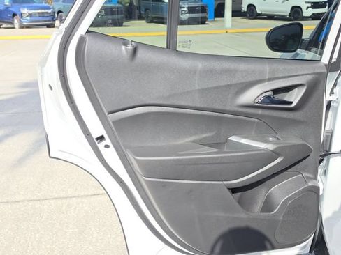 New 2026 Chevrolet Trax LS FWD image 12