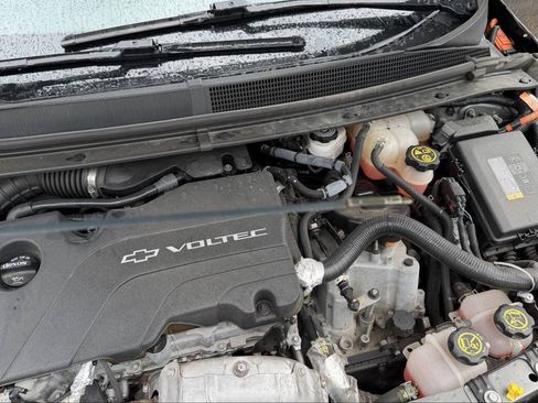Used 2017 Chevrolet Volt LT w/ Comfort Package FWD image 45