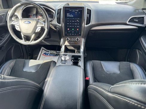 Used 2021 Ford Edge ST image 11
