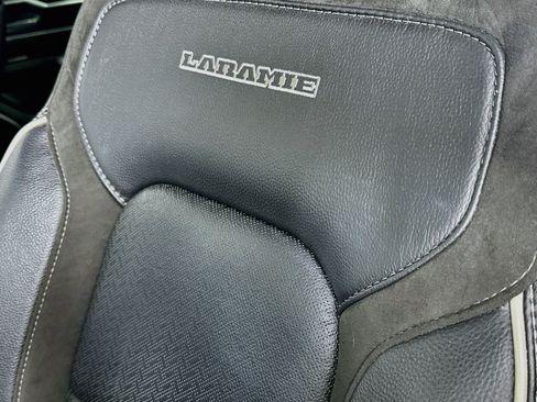 Used 2023 RAM 1500 Laramie AWD/4WD image 20