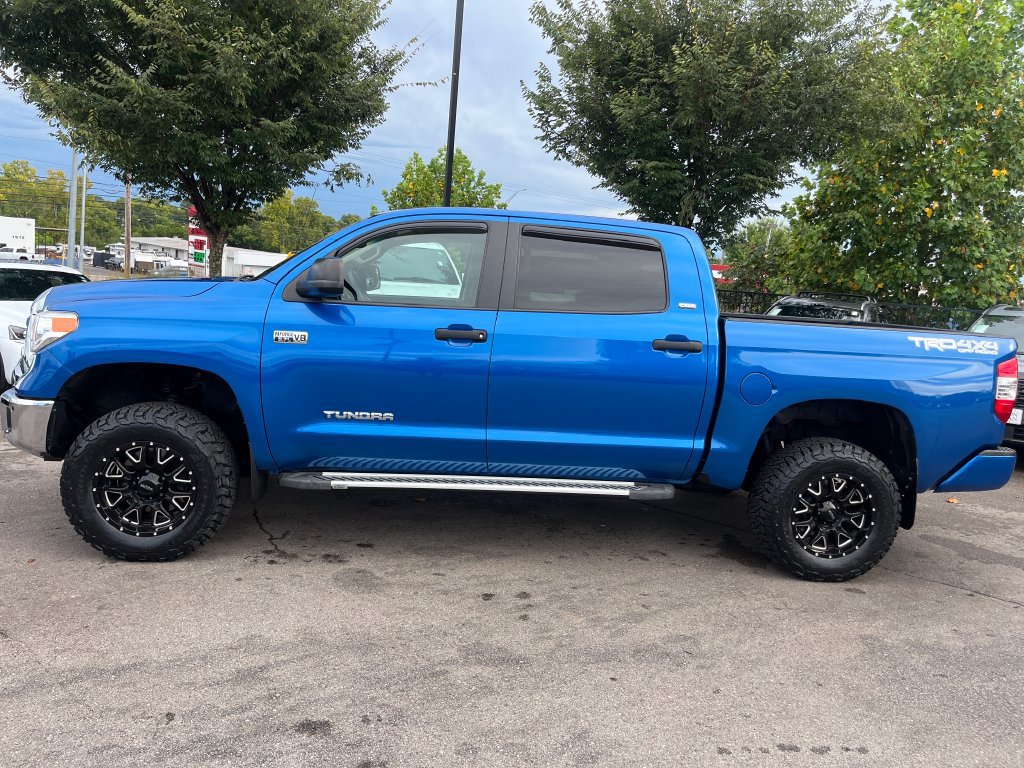 Used 2017 Toyota Tundra SR5 w/ TRD Off Road Package AWD/4WD image 6