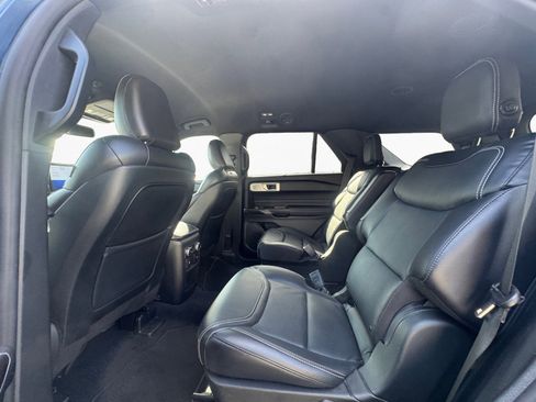 Used 2020 Ford Explorer ST w/ ST High-Performance Pack AWD/4WD image 10