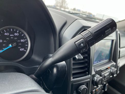 Used 2021 Ford F350 XLT w/ XLT Premium Package AWD/4WD image 25