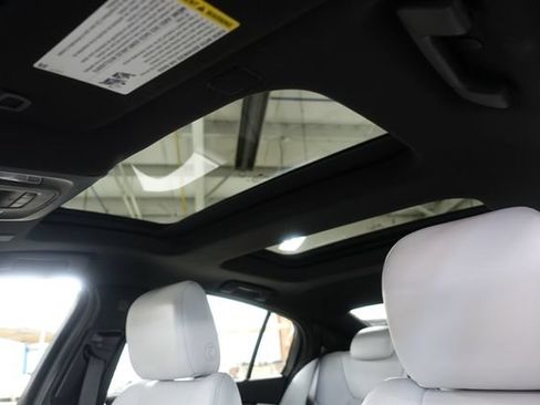Used 2022 Cadillac CT5 Premium Luxury AWD/4WD image 19