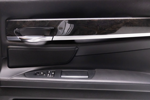 Used 2014 BMW 750i RWD image 67