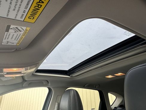 Used 2025 MAZDA CX-5 AWD 2.5 S w/ Preferred Package image 4