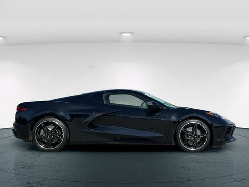 Used 2023 Chevrolet Corvette Stingray Preferred Cpe w/ Stealth Interior Trim Package RWD image 8