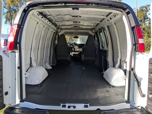 New 2025 Chevrolet Express 2500 Work Van w/ Driver Convenience Package image 13