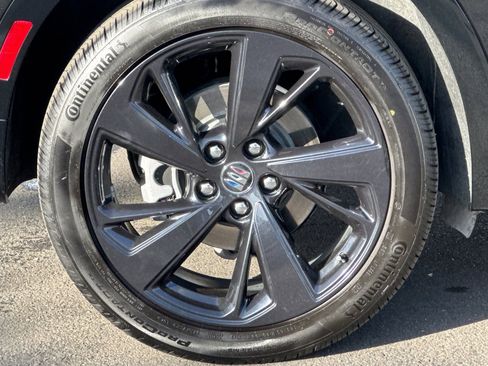 Used 2025 Buick Envision Sport Touring image 42