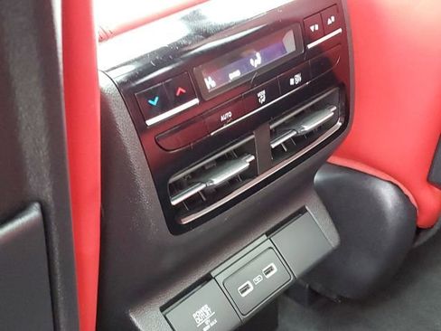 Used 2022 Acura MDX A-Spec image 31